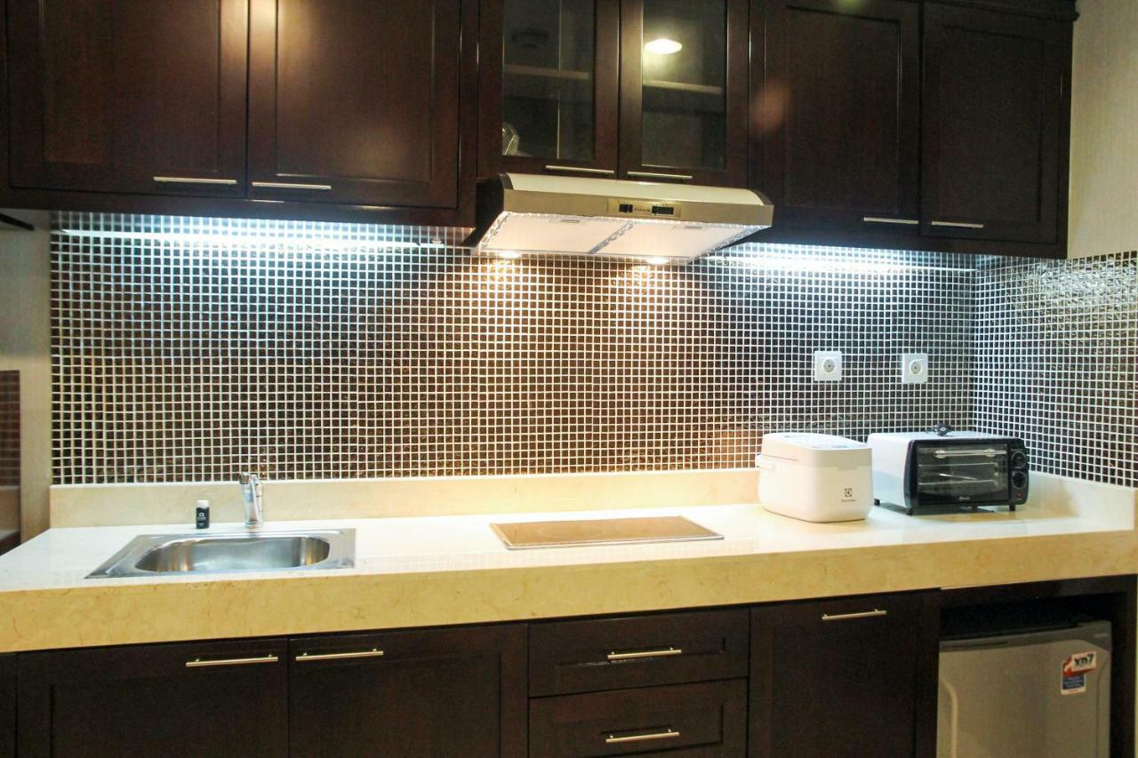 Elegant 1Br Kemang Village Apartment By Travelio Jakarta Exterior foto