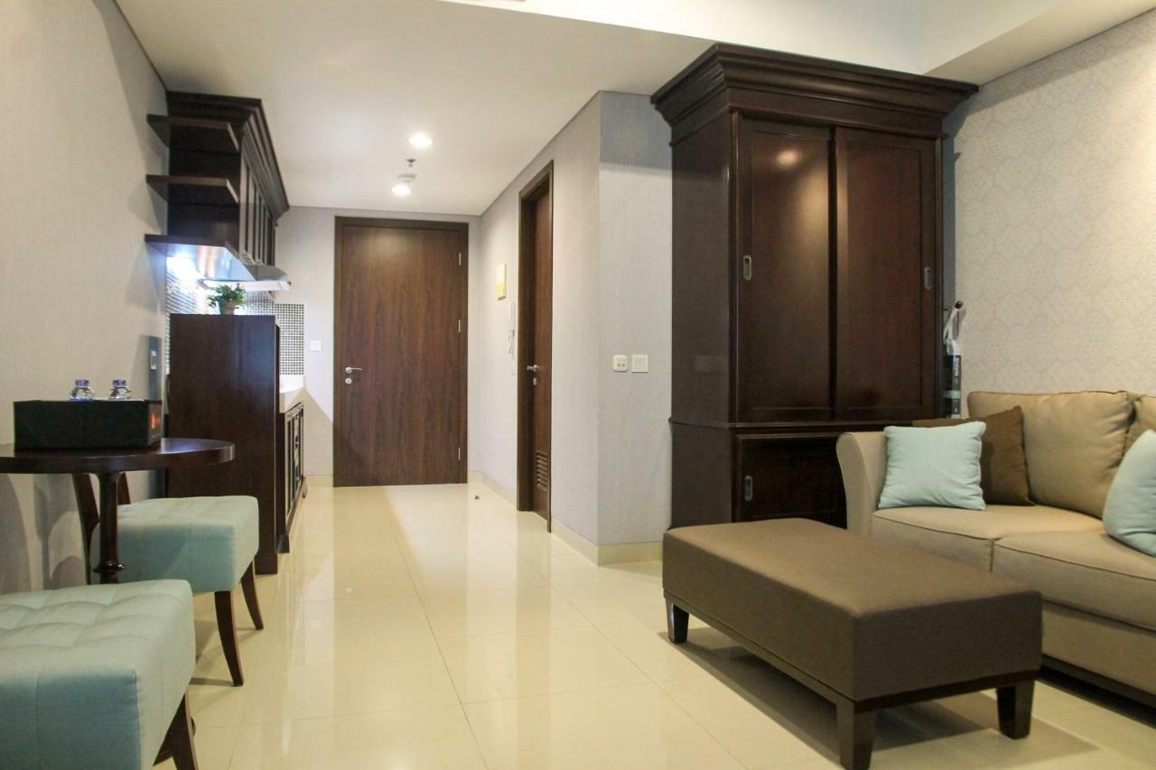 Elegant 1Br Kemang Village Apartment By Travelio Jakarta Exterior foto