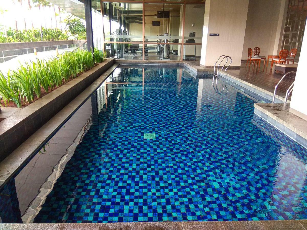 Elegant 1Br Kemang Village Apartment By Travelio Jakarta Exterior foto